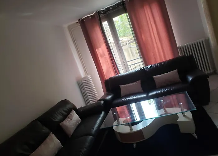 Maison Meublee Avec Garage